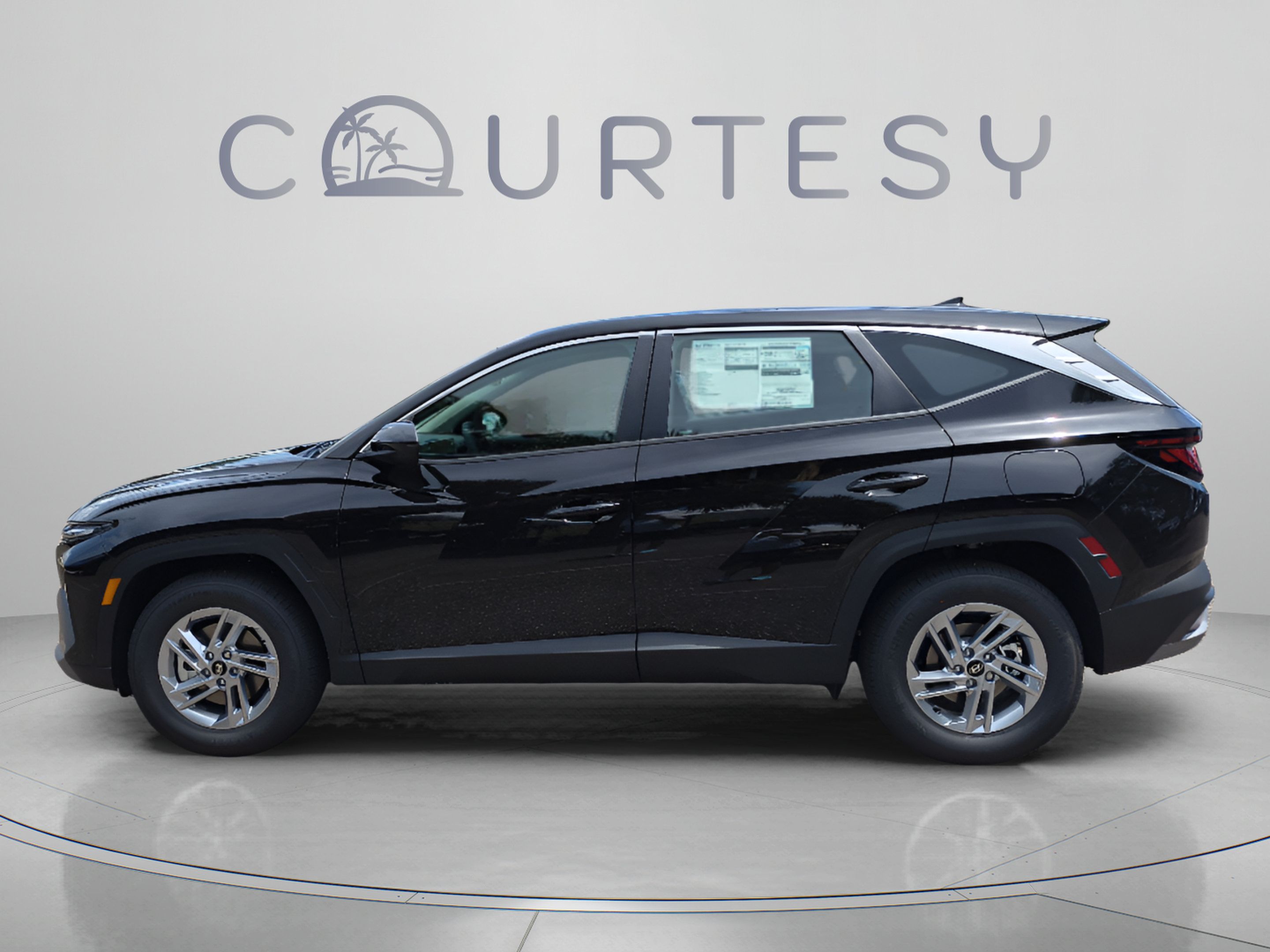 New 2026 Hyundai Tucson SE FWD image 2