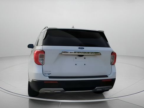 Certified 2020 Ford Explorer XLT w/ Equipment Group 202A image 22