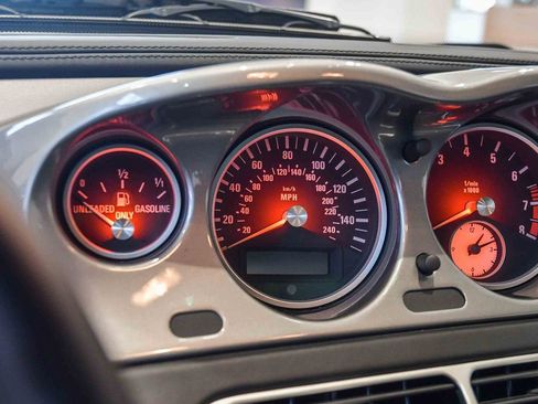 Used 2002 BMW Z8 image 41