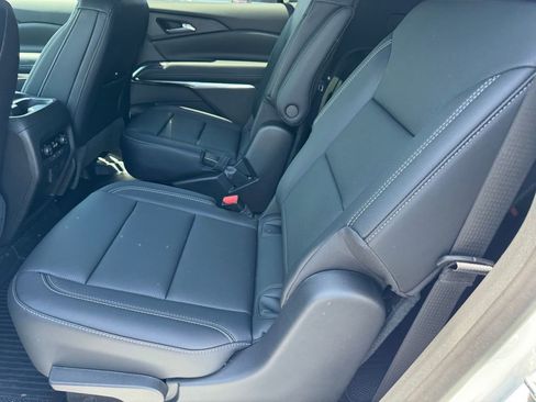 New 2026 Chevrolet Traverse LT w/ Enhanced Driving Package FWD image 13