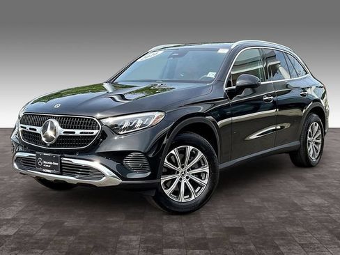 Used 2026 Mercedes-Benz GLC 300 4MATIC image 3
