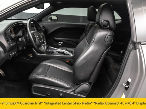 Used 2018 Dodge Challenger SXT Plus image 6