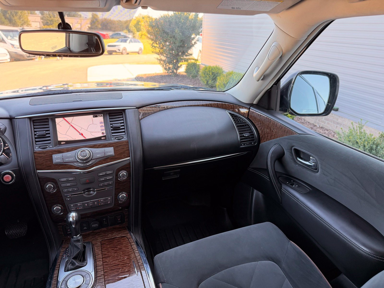 Used 2019 Nissan Armada SV w/ Driver Package RWD image 43