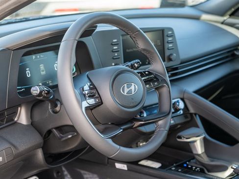 New 2026 Hyundai Elantra SEL Sport image 21