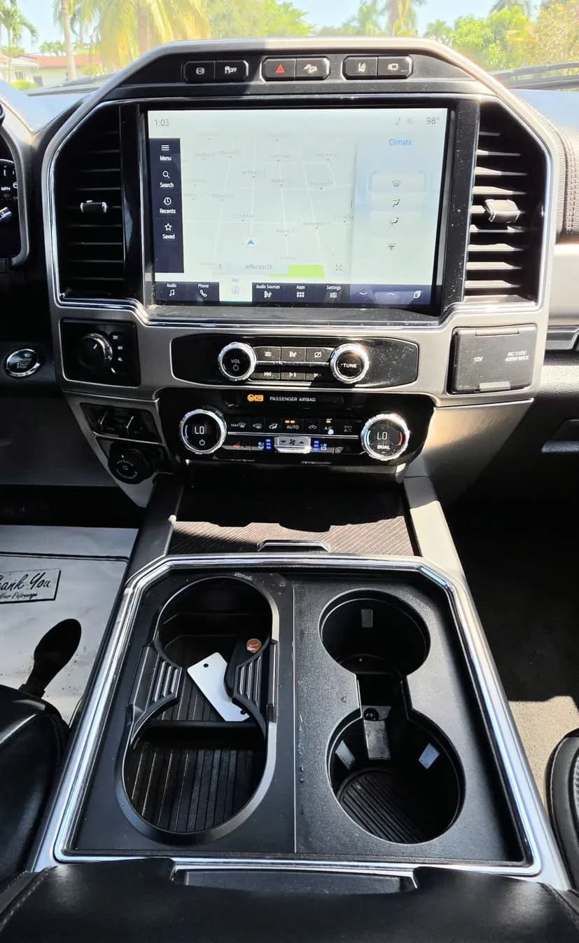 Used 2022 Ford F350 Platinum AWD/4WD image 7