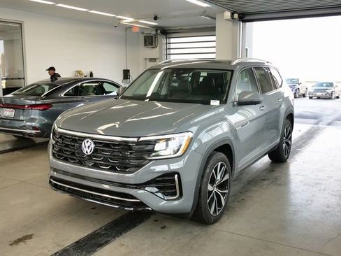 New 2026 Volkswagen Atlas SEL Premium R-Line image 3