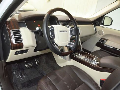 Used 2016 Land Rover Range Rover Supercharged AWD/4WD image 17