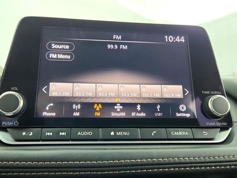 Used 2022 Nissan Rogue SV image 30