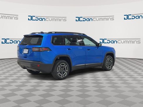 New 2026 Jeep Cherokee Laredo AWD/4WD image 8