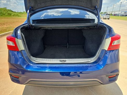 Used 2019 Nissan Sentra S w/ Appearance Package FWD image 12