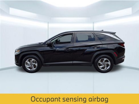 Used 2022 Hyundai Tucson SE w/ Cargo Package FWD image 2