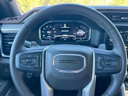 Used 2024 GMC Sierra 1500 Denali w/ Denali Reserve Package image 18