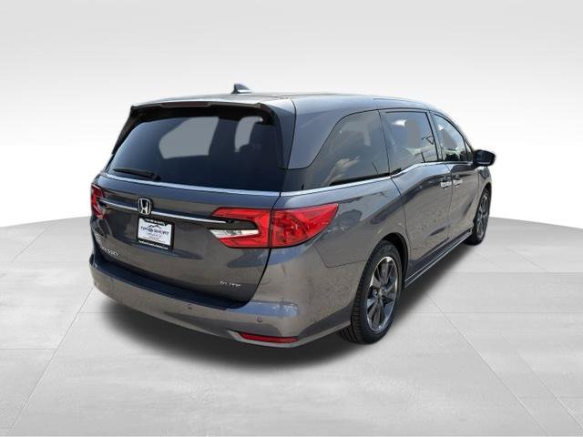 Used 2022 Honda Odyssey Elite image 2