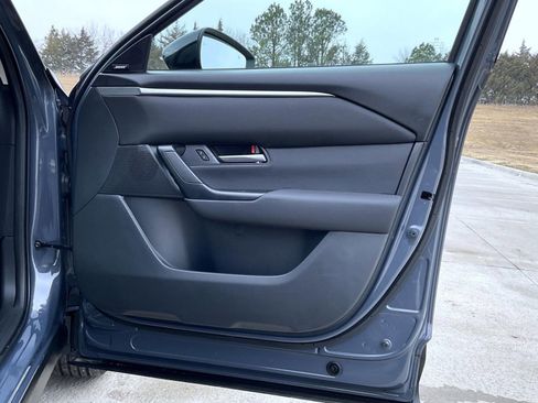 Certified 2025 MAZDA CX-50 AWD 2.5 S w/ Premium Package image 17