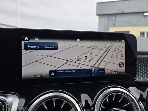 Used 2024 Mercedes-Benz EQB 300 300 image 24