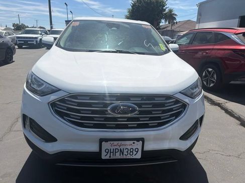 Used 2021 Ford Edge SEL AWD/4WD image 2