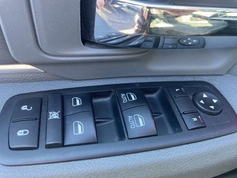 Used 2017 RAM 1500 Big Horn image 10