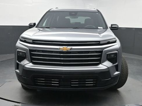 Used 2026 Chevrolet Traverse High Country FWD image 6