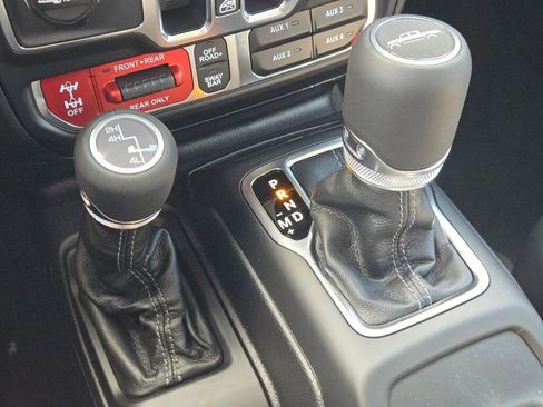 New 2026 Jeep Gladiator Rubicon AWD/4WD image 26