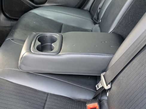 Used 2022 Honda Civic Touring image 10