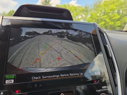 Used 2019 Subaru Forester Touring AWD/4WD image 19