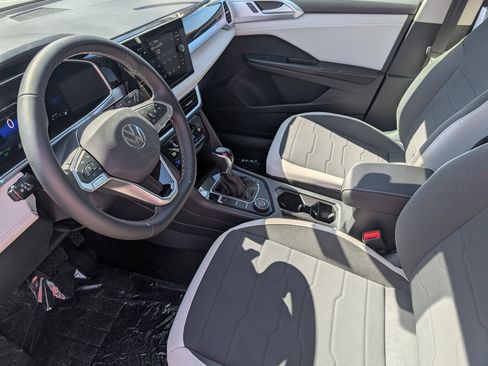 New 2026 Volkswagen Taos SE AWD/4WD image 5