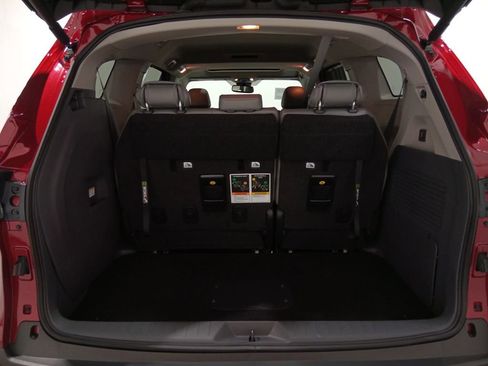 Used 2024 Toyota Sienna XLE w/ XLE Plus Package image 5