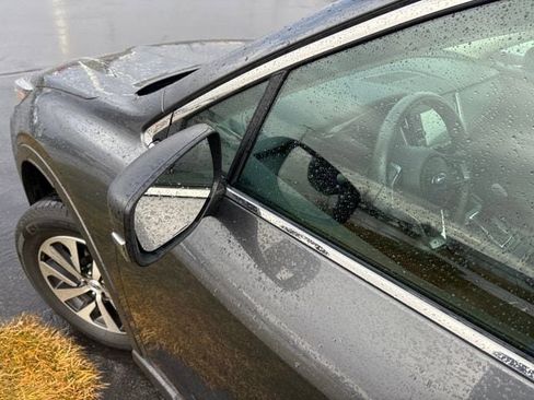 Used 2021 Subaru Outback image 28