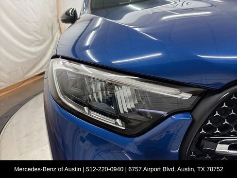 Used 2023 Mercedes-Benz GLC 300 4MATIC image 11