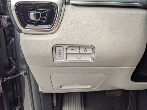 Certified 2023 Kia Sorento SX FWD image 29