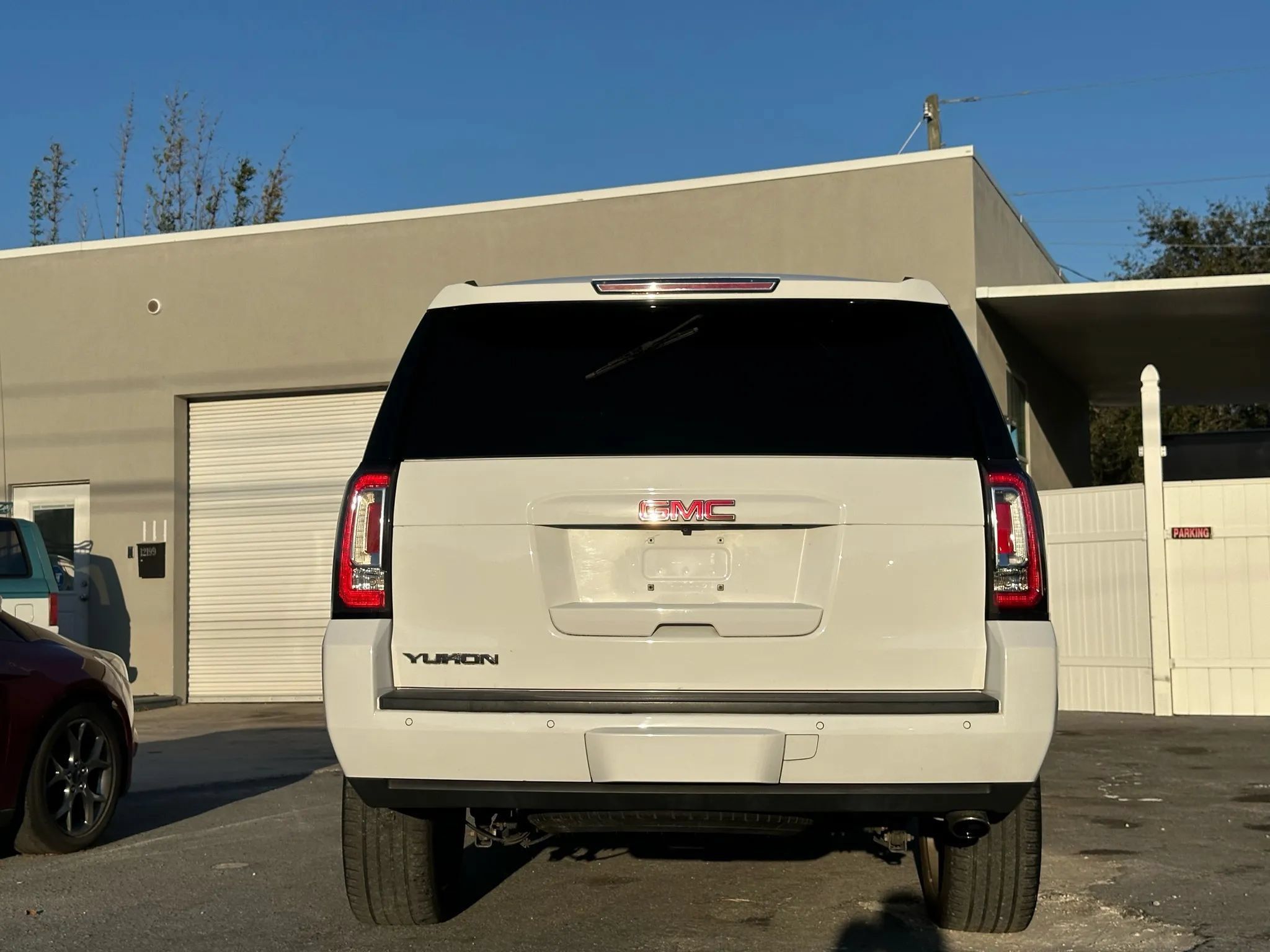 Used 2017 GMC Yukon SLE w/ Convenience Package RWD image 8
