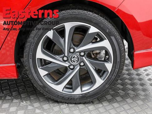 Used 2018 Toyota Corolla iM w/ Carpet Mat Package (TMS) image 31