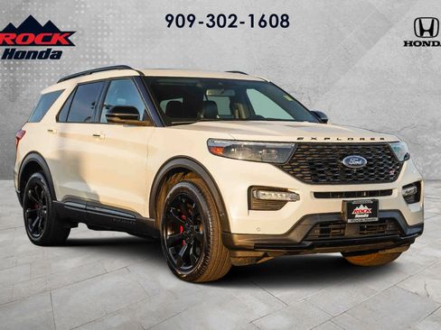 Used 2020 Ford Explorer ST w/ ST Street Pack image 5