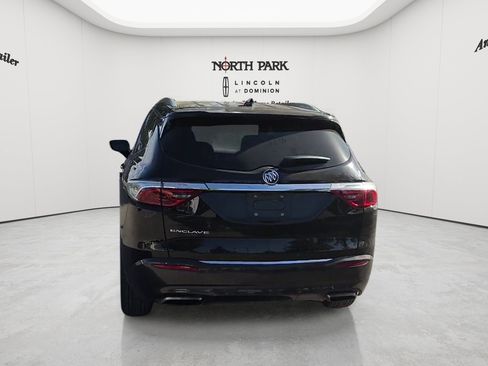 Used 2022 Buick Enclave Premium w/ LPO, Touring Package FWD image 4