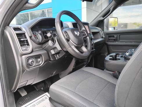 Used 2023 RAM 2500 Tradesman AWD/4WD image 11