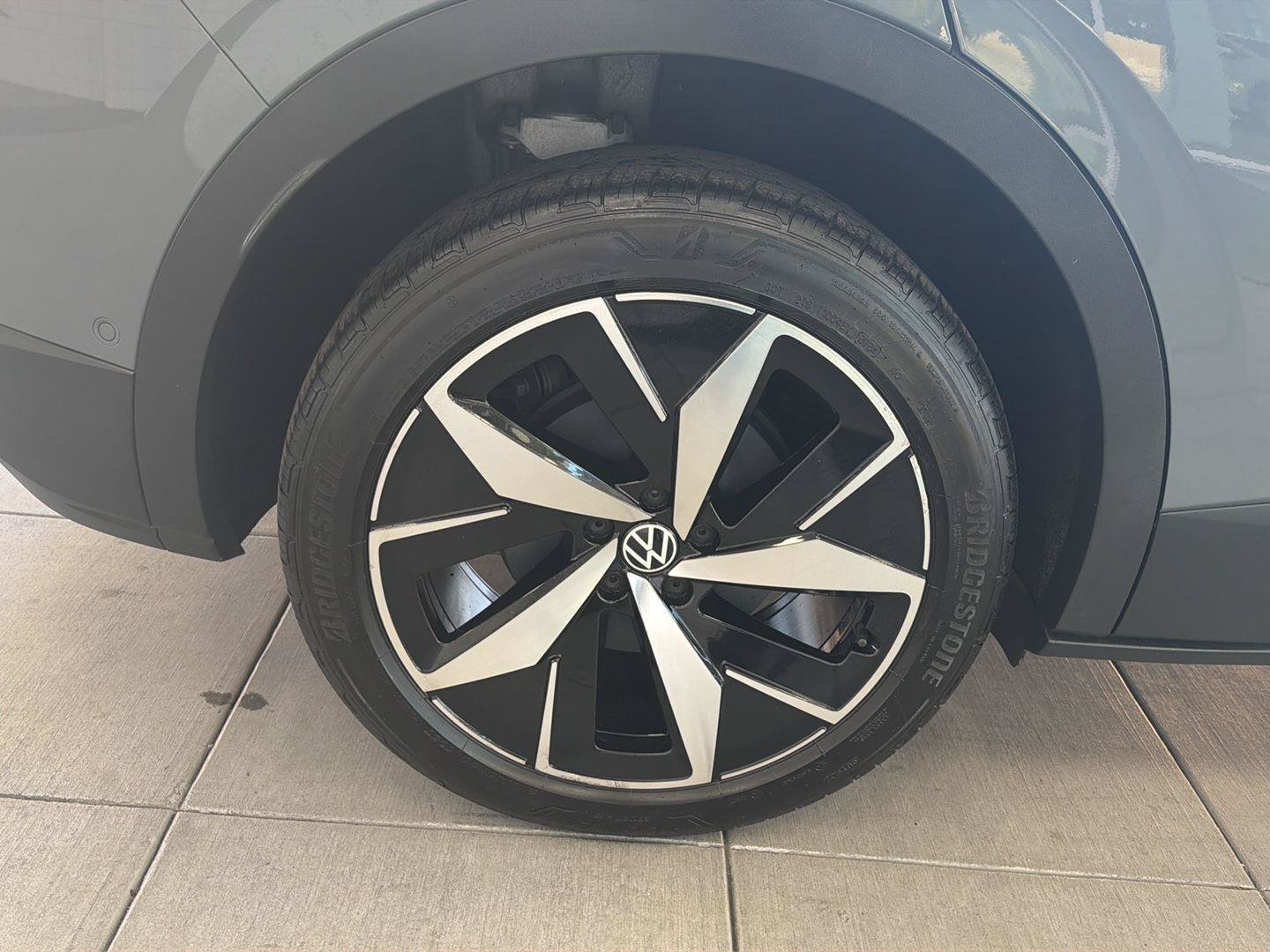 Used 2023 Volkswagen ID.4 Pro S AWD/4WD image 11