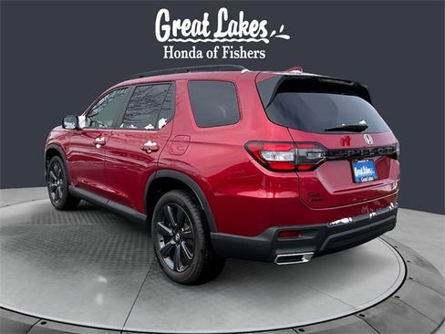 New 2025 Honda Pilot Sport image 3