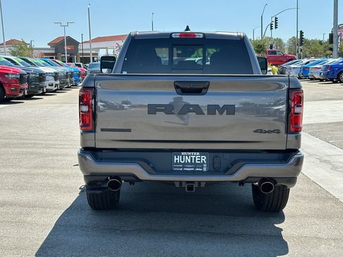 New 2026 RAM 1500 Big Horn AWD/4WD image 6