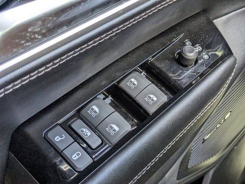 New 2026 Jeep Grand Wagoneer 2WD w/ 8-Passenger Seating Package image 24