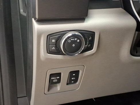 Used 2018 Ford F150 XLT w/ Equipment Group 301A Mid image 19