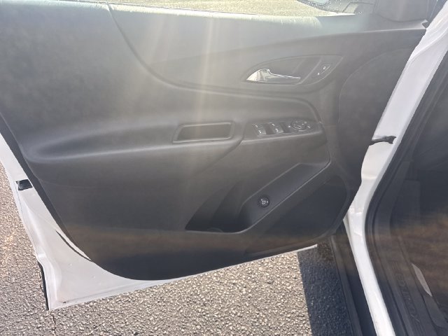 Used 2021 Chevrolet Equinox LT AWD/4WD image 12