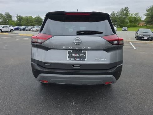 Used 2023 Nissan Rogue SV AWD/4WD image 13