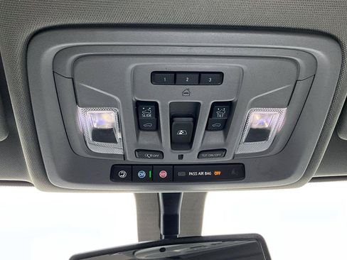 Used 2021 Chevrolet Silverado 2500 LT w/ Convenience Package AWD/4WD image 38