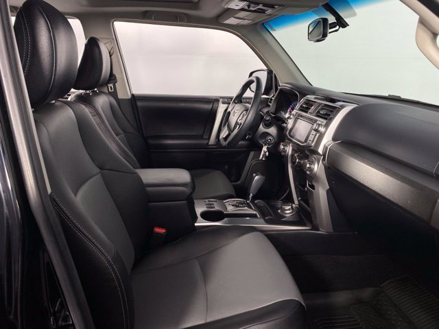 Used 2018 Toyota 4Runner SR5 Premium AWD/4WD image 12