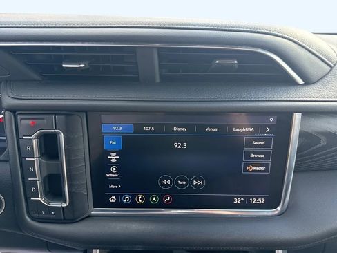 Used 2021 GMC Yukon Denali w/ Denali Ultimate Package image 21