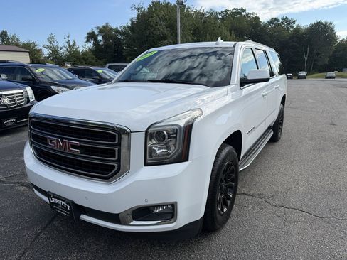 Used 2019 GMC Yukon XL SLT w/ Open Road Package AWD/4WD image 2