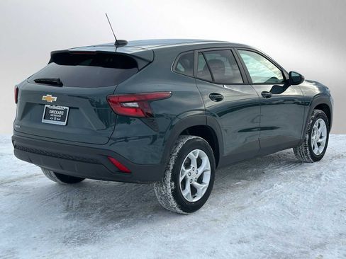 New 2026 Chevrolet Trax LS w/ LS Convenience Package image 3