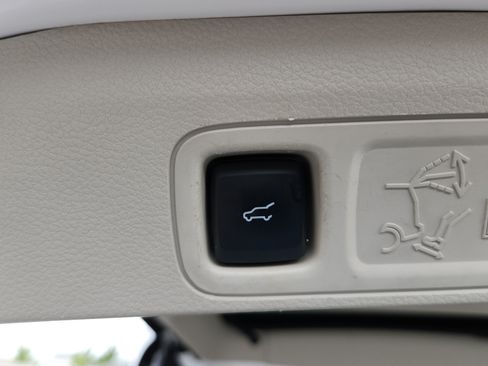Used 2019 Lincoln Navigator L Reserve AWD/4WD image 12