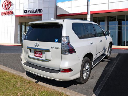 Used 2018 Lexus GX 460 Premium w/ Premium Package image 7