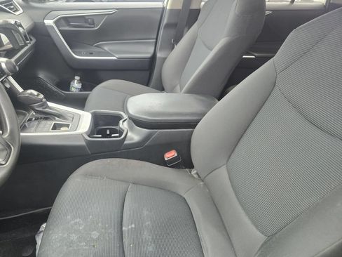 Used 2024 Toyota RAV4 LE AWD/4WD image 22